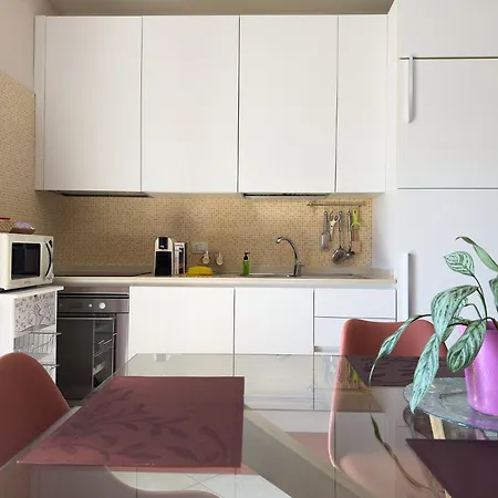 Agora Family House Apartment