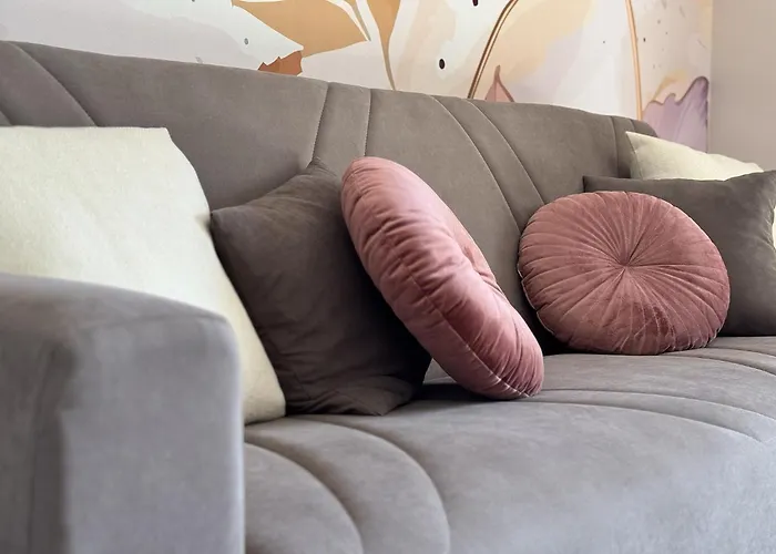 Agora Family House * Куартуччу